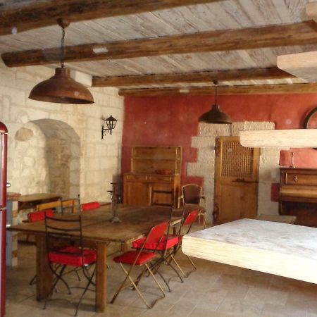 Le Lapin Blanc Apartment Saint-Remy-de-Provence Luaran gambar